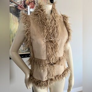 NEW INC Faux fur vest.